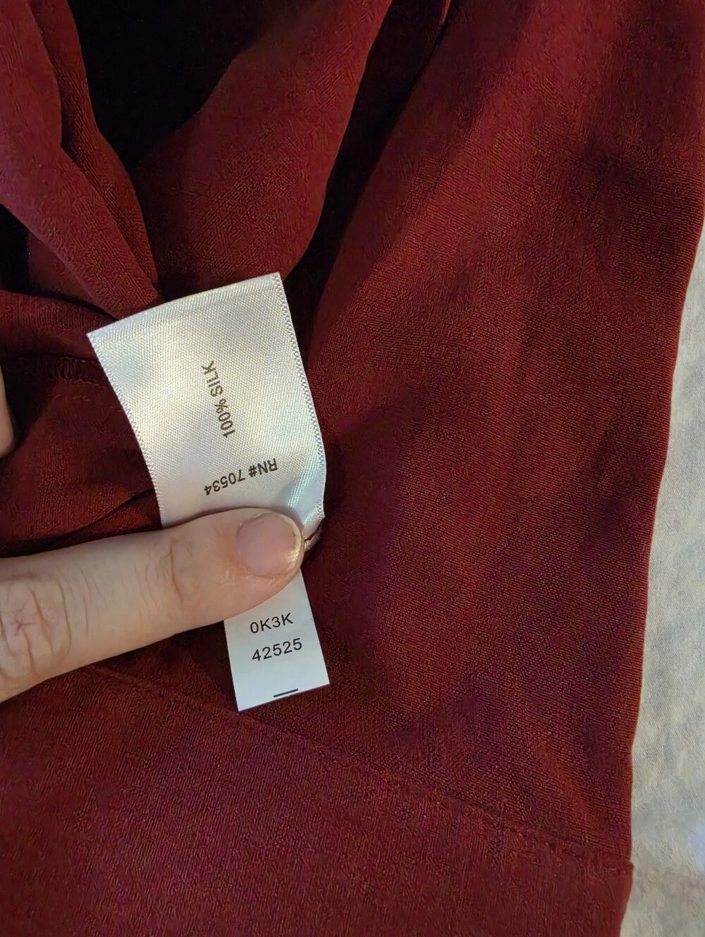 Orvis 100% Silk Cranberry Red Long Sleeve Button Down Shirt Medium - Picture 6 of 6